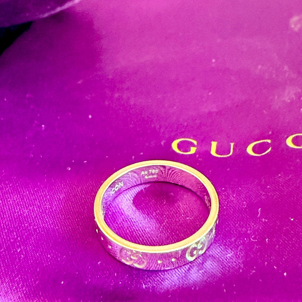 Gucci icon ring white gold